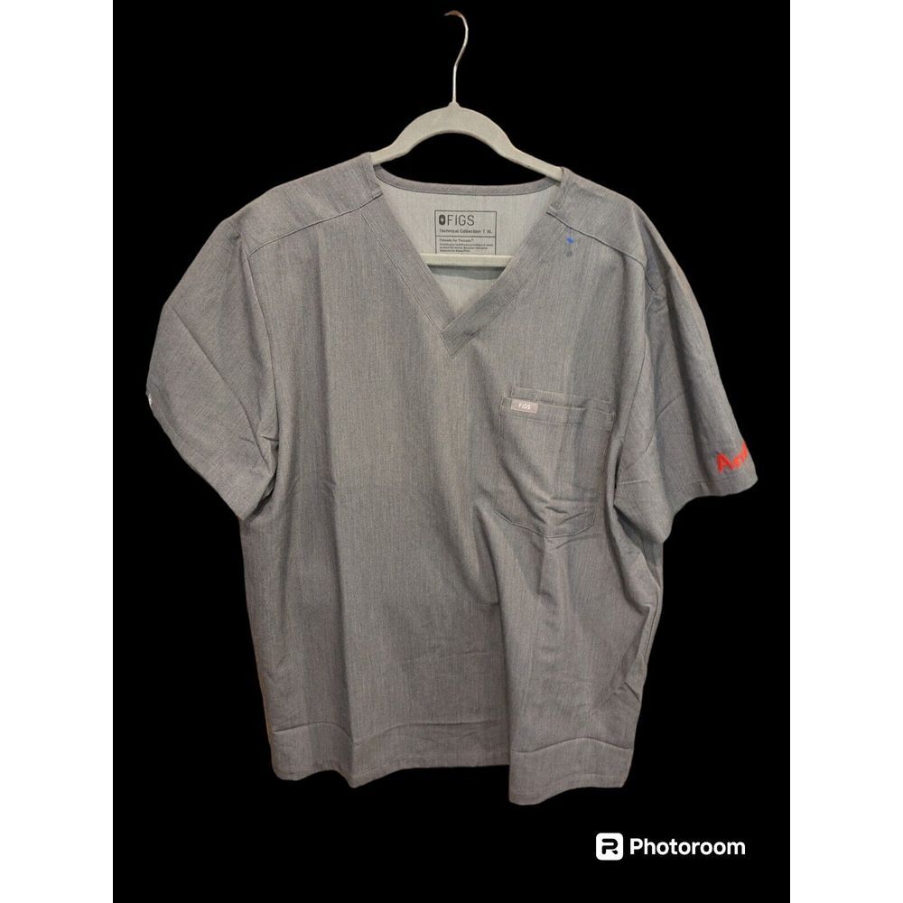 FIGS‎ Men's  Three Pocket Scrub Top XL Grey Embroidered Technical Collection